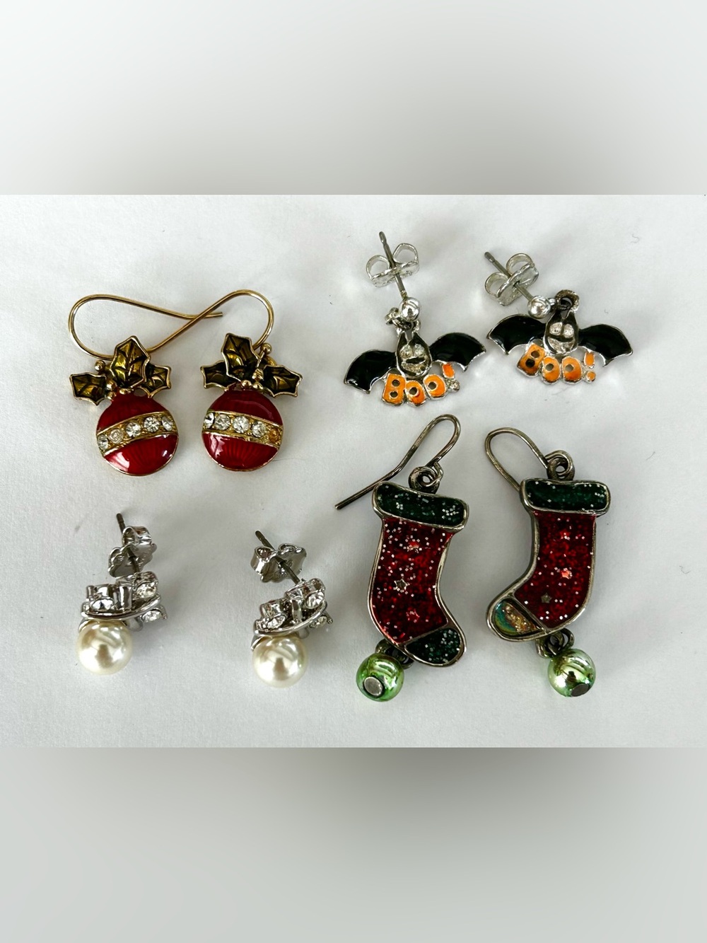 Avon and NR Festive Holiday Earring Set - Red, Green, Pearl. Halloween/Christmas